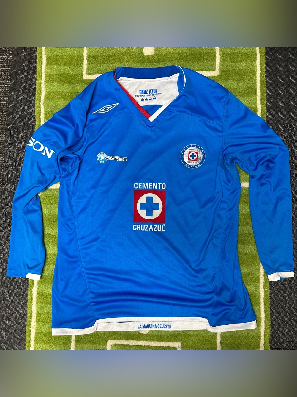 Rare Authentic Cruz Azul 2009-2010 Long Sleeve
Home Soccer Jersey